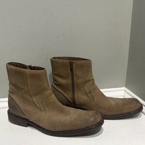 RJ Colt Collection Tan Leather Chelsea Boots-size 11M